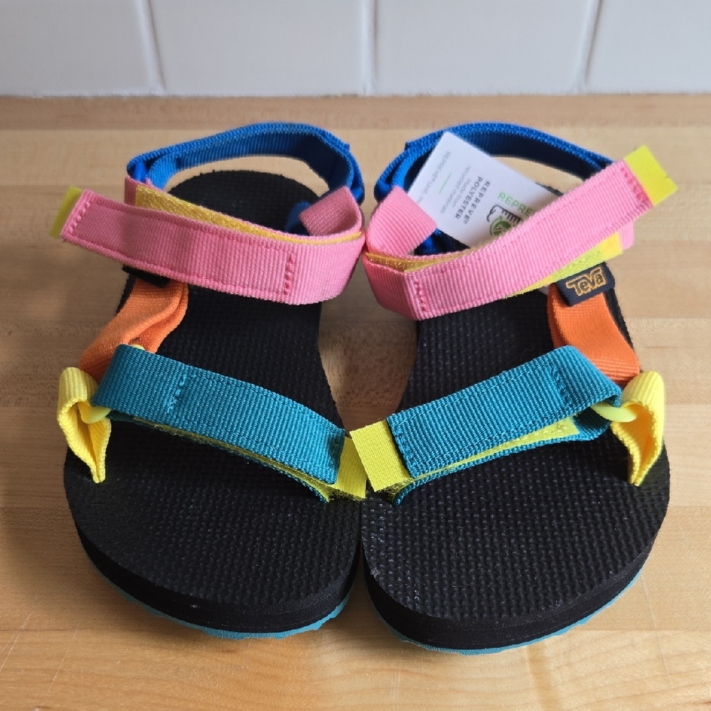 NWT Kids Teva